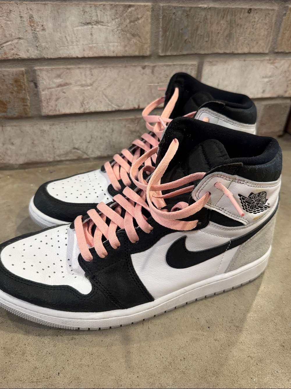 Nike Men’s High-Top Sneakers in White, Black & Pink